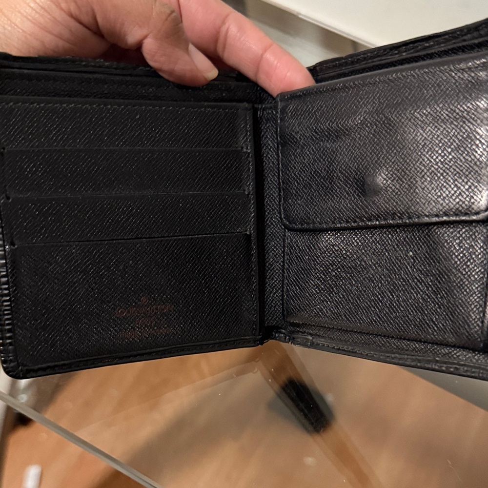 Black Textured Wallet - Picture 2 of 10